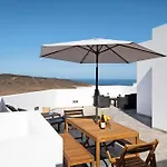 Tatil Evi Triton 6 La Santa