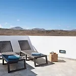 Triton 6 * La Santa