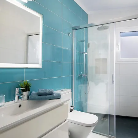 Tritón 6 * La Santa