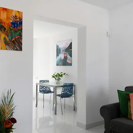 Triton 6 Dom wakacyjny La Santa